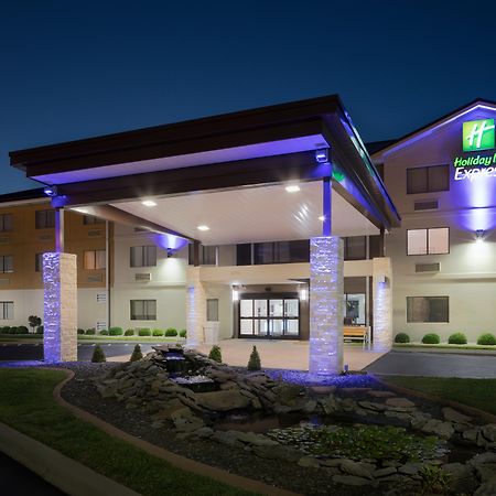 Holiday Inn Express Louisville Northeast, An Ihg Hotel Εξωτερικό φωτογραφία