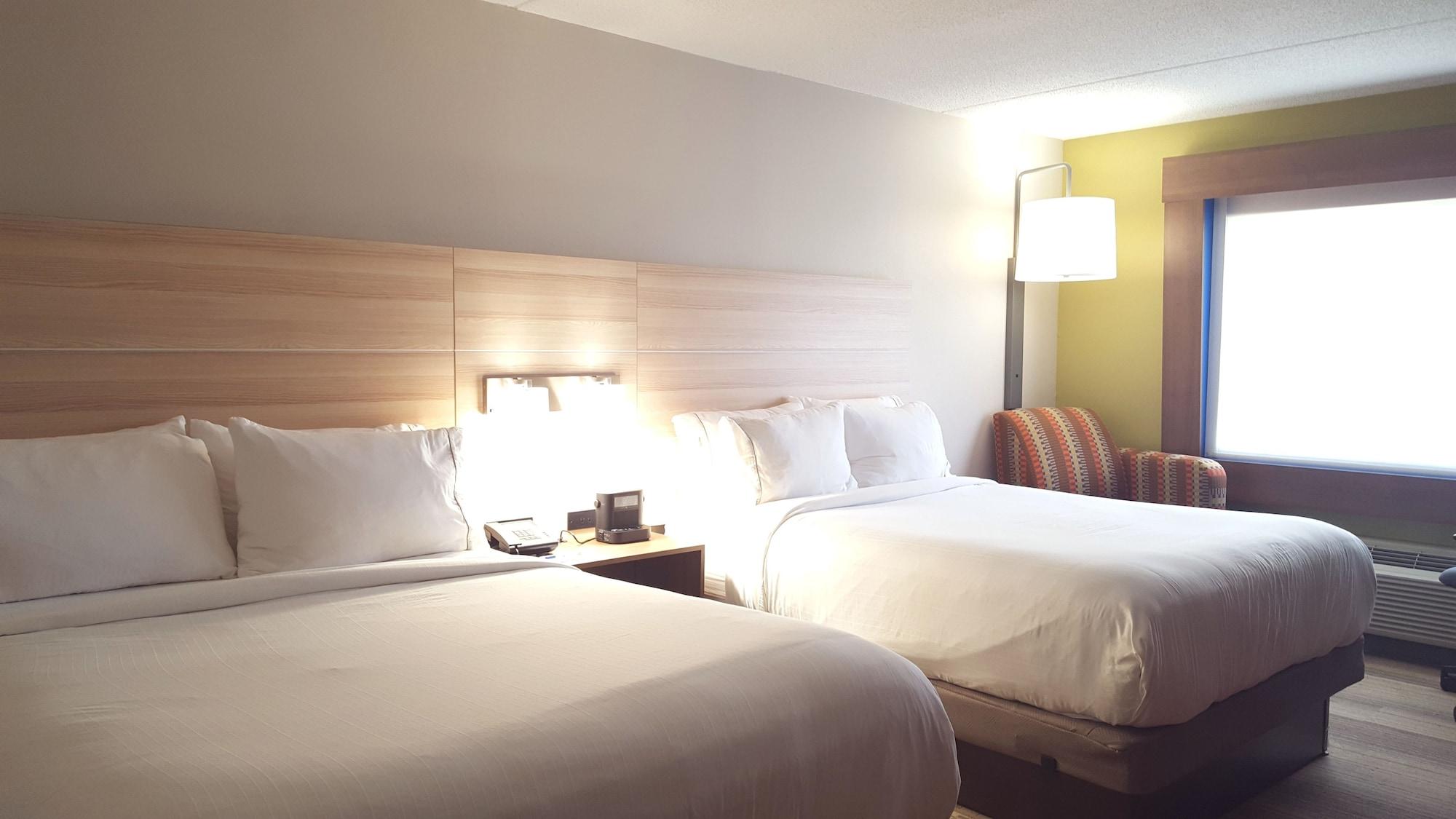 Holiday Inn Express Louisville Northeast, An Ihg Hotel Εξωτερικό φωτογραφία