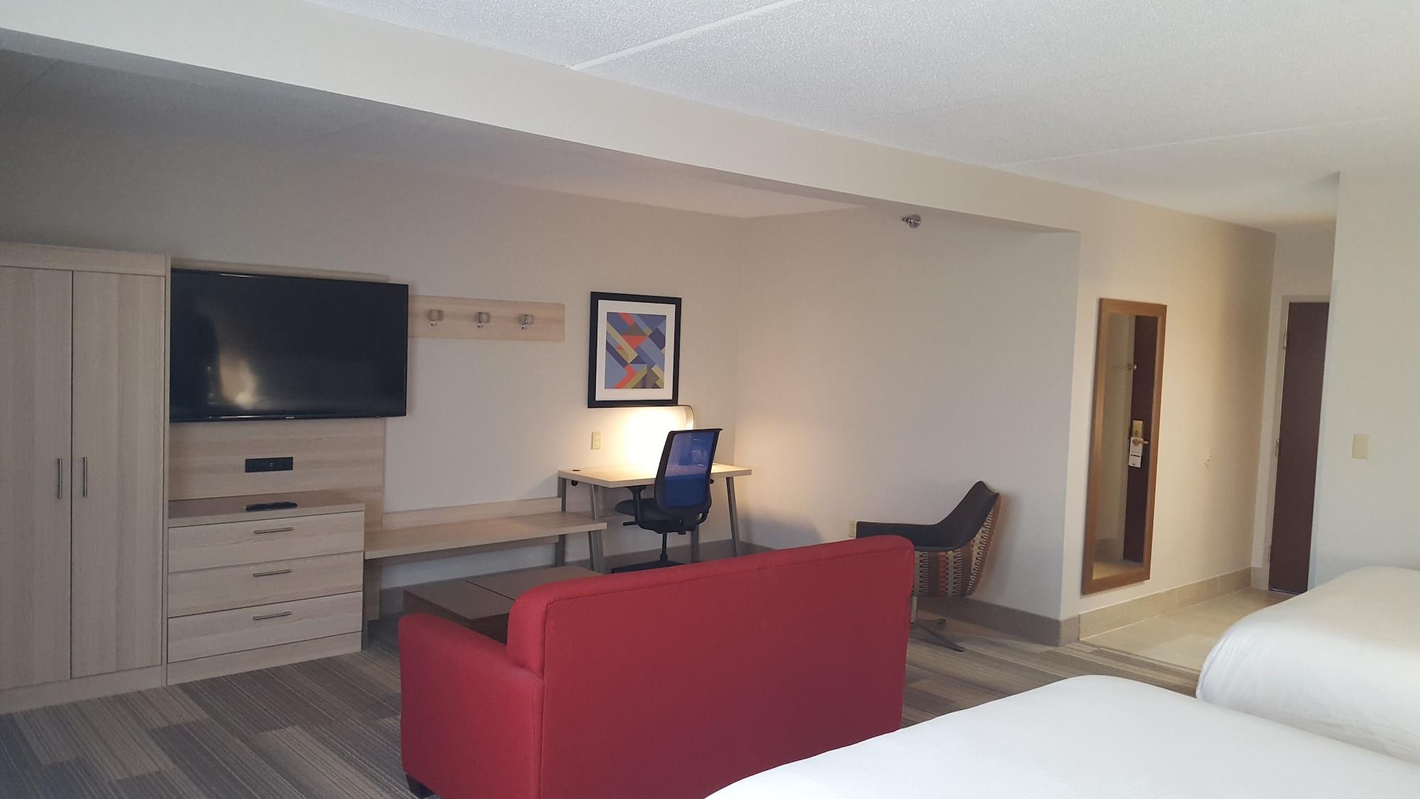 Holiday Inn Express Louisville Northeast, An Ihg Hotel Εξωτερικό φωτογραφία