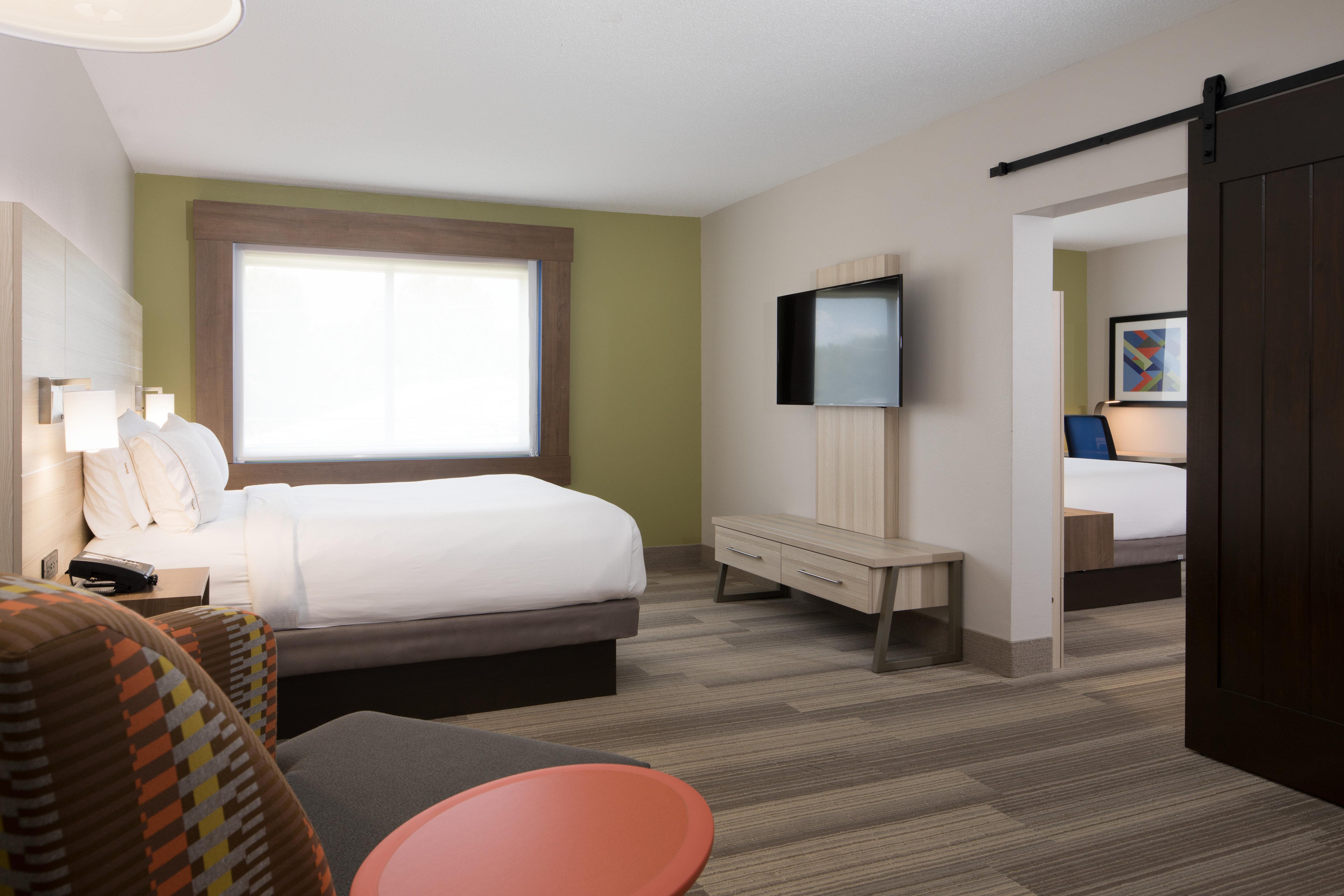 Holiday Inn Express Louisville Northeast, An Ihg Hotel Εξωτερικό φωτογραφία